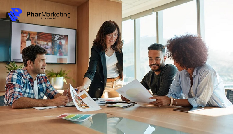 Môi trường marketing là tập hợp tất cả các yếu tố bên trong và bên ngoài của doanh nghiệp có sức ảnh hưởng đến sự phát triển của tổ chức